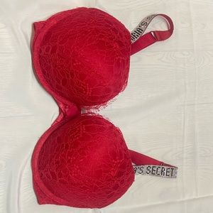 Victoria’s Secret Lace Shine Strap